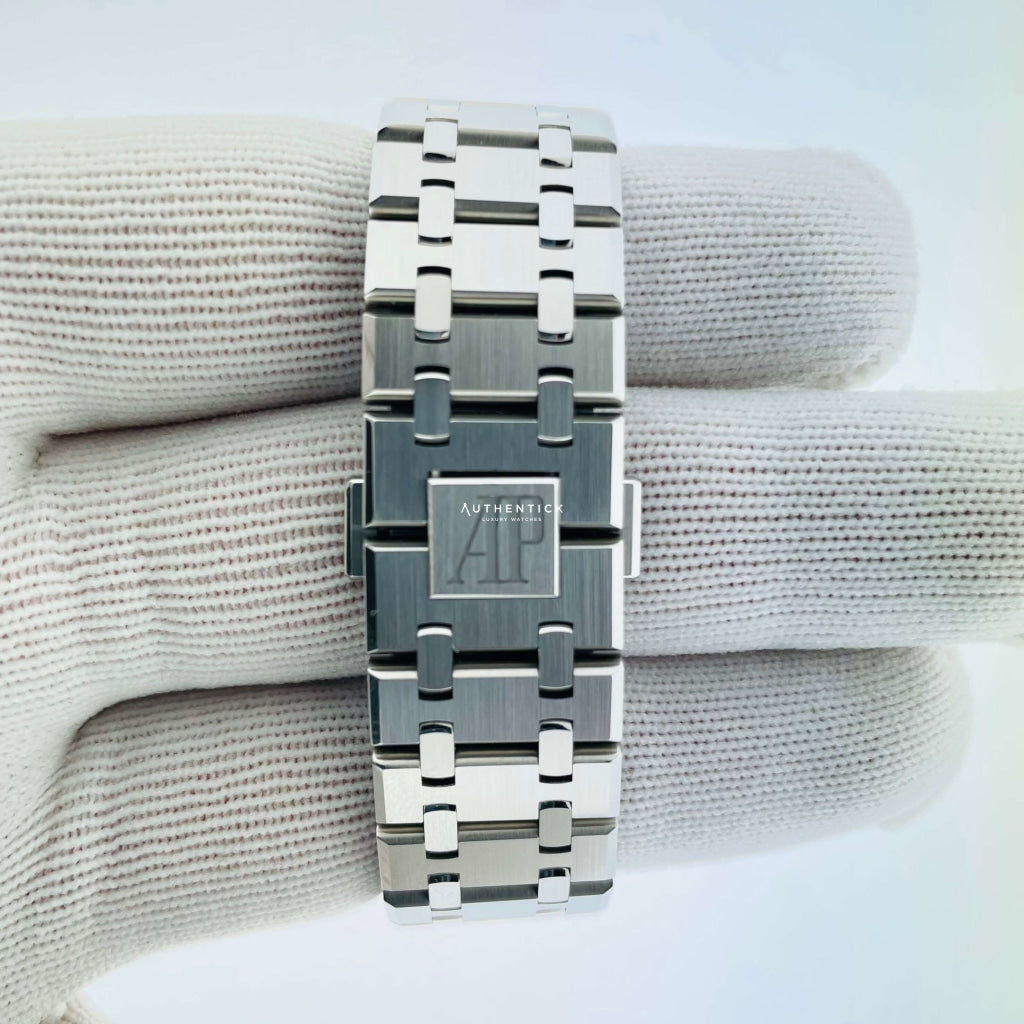 Audemars Piguet Royal Oak Automatic 41mm White Dial 15500ST.OO.1220ST.04
