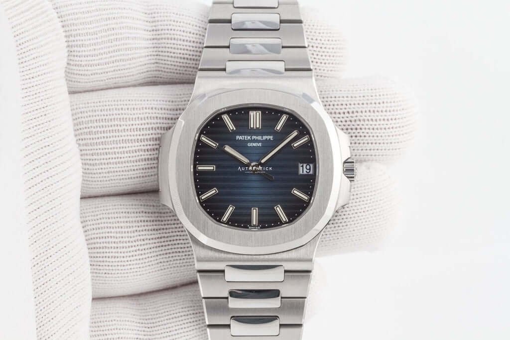PATEK PHILIPPE NAUTILUS STAINLESS STEEL BLUE DIAL 5711/1A-010