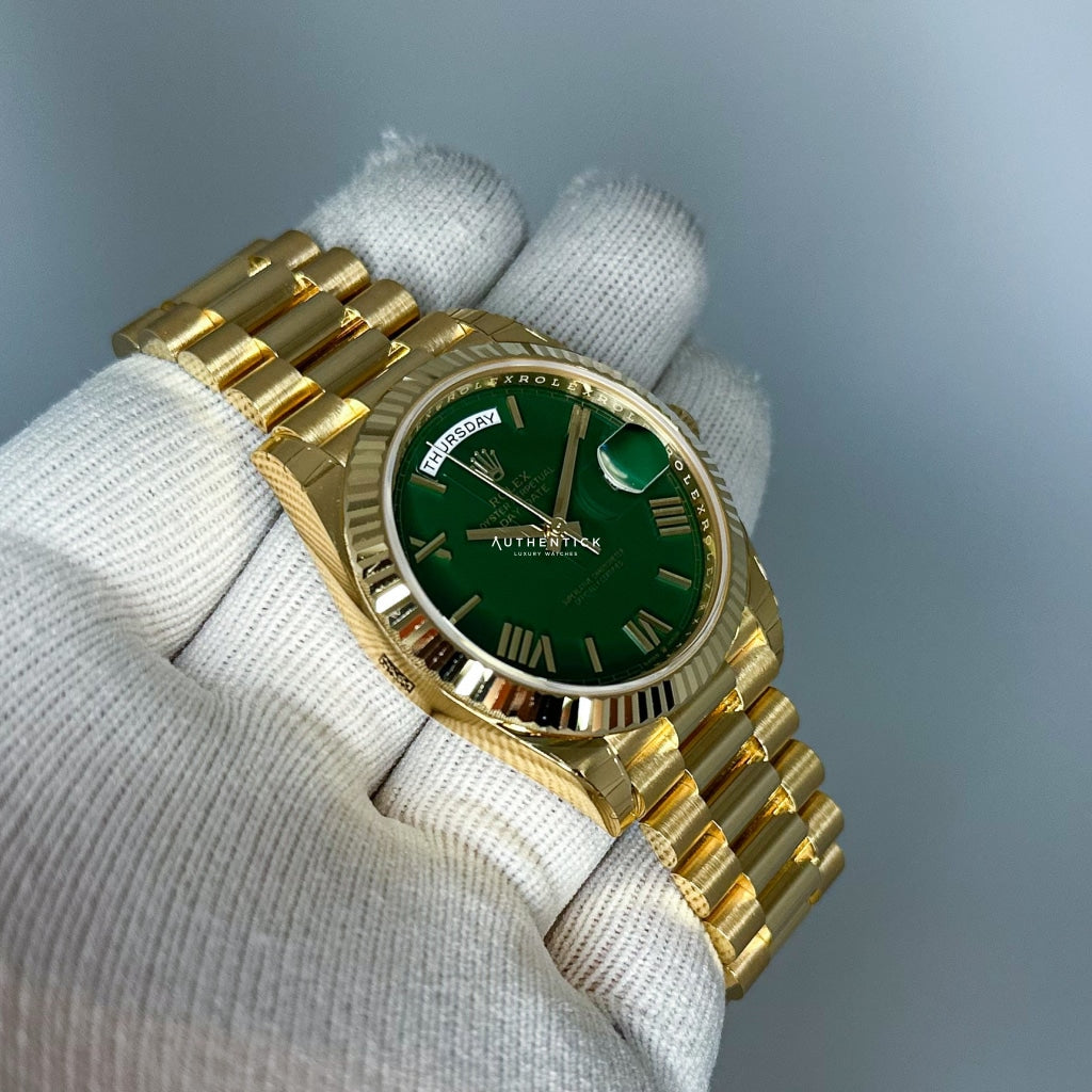 Rolex Day-Date 40 Yellow Gold Green Roman Dial 228238