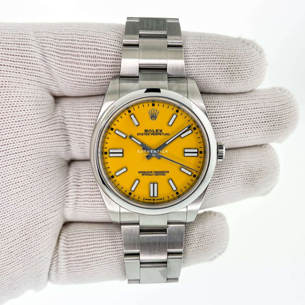 ROLEX OYSTER PERPETUAL 41 STAINLESS STEEL YELLOW DIAL 124300